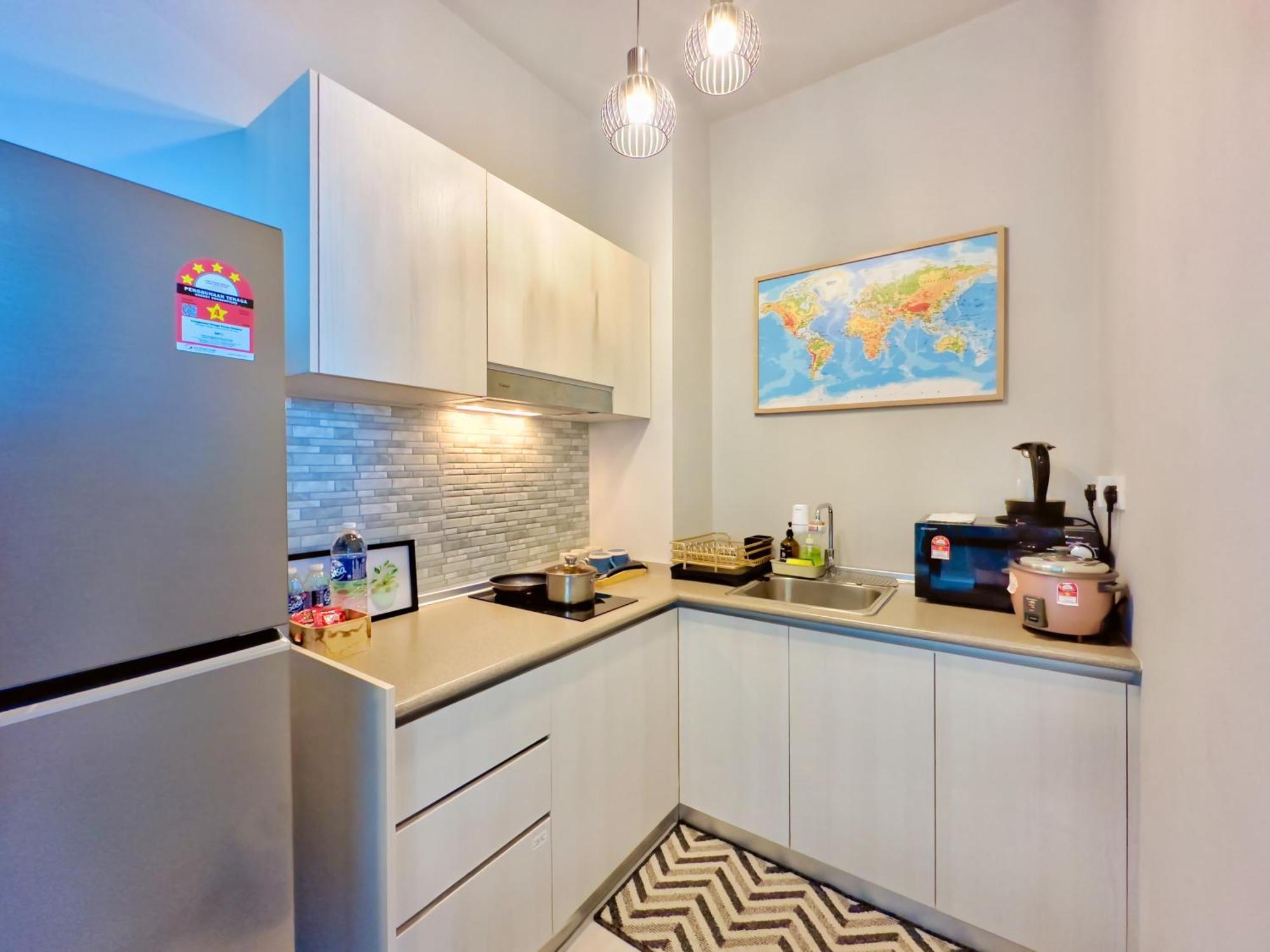 קוטה קינבלו #6 Jesselton Quay City Pads Seaview By Zeluxo מראה חיצוני תמונה